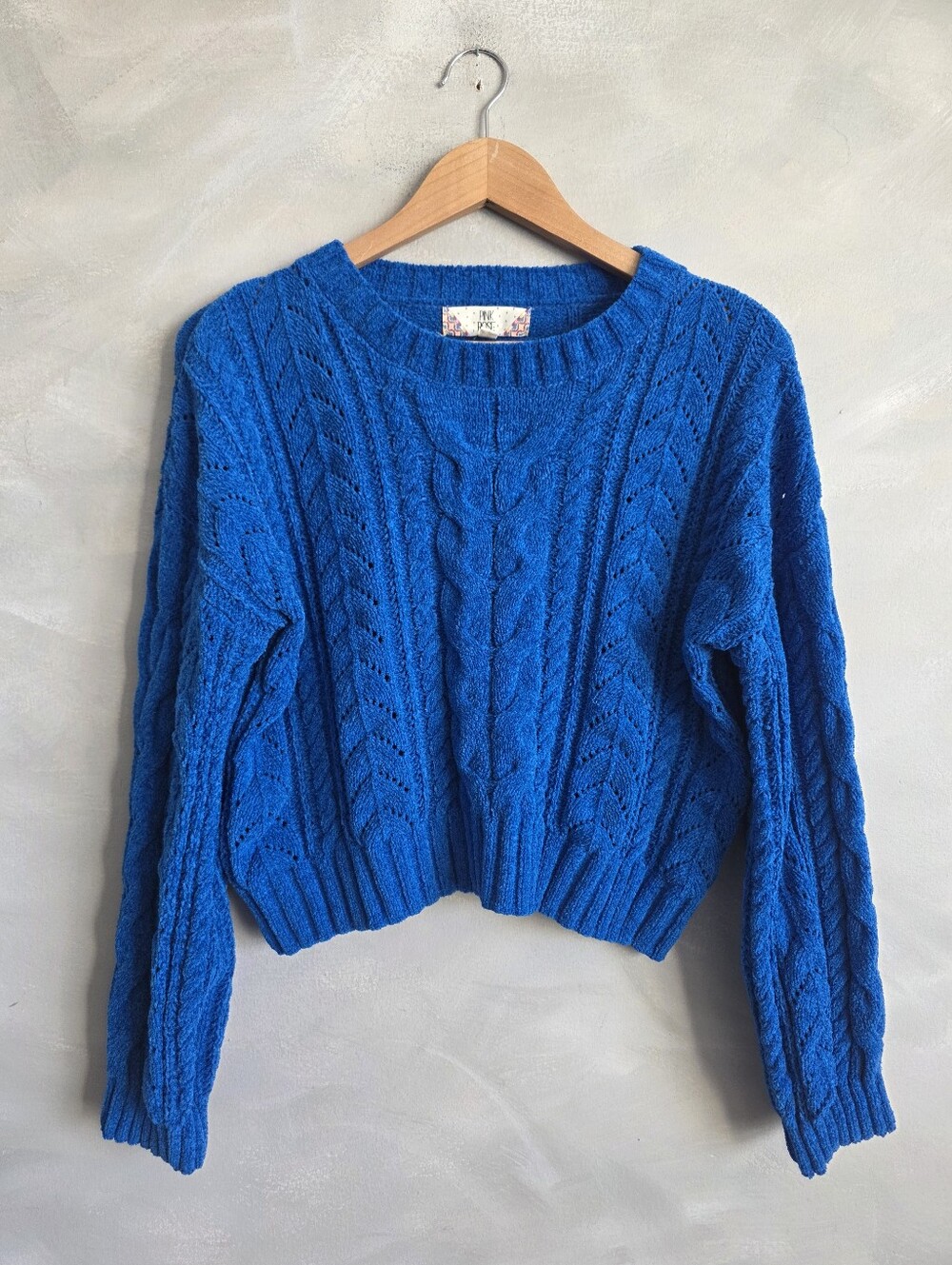 Trendy Preppy 90s/Y2K Collegiate Vibrant Electric Cobalt Blue Crop Sweater M